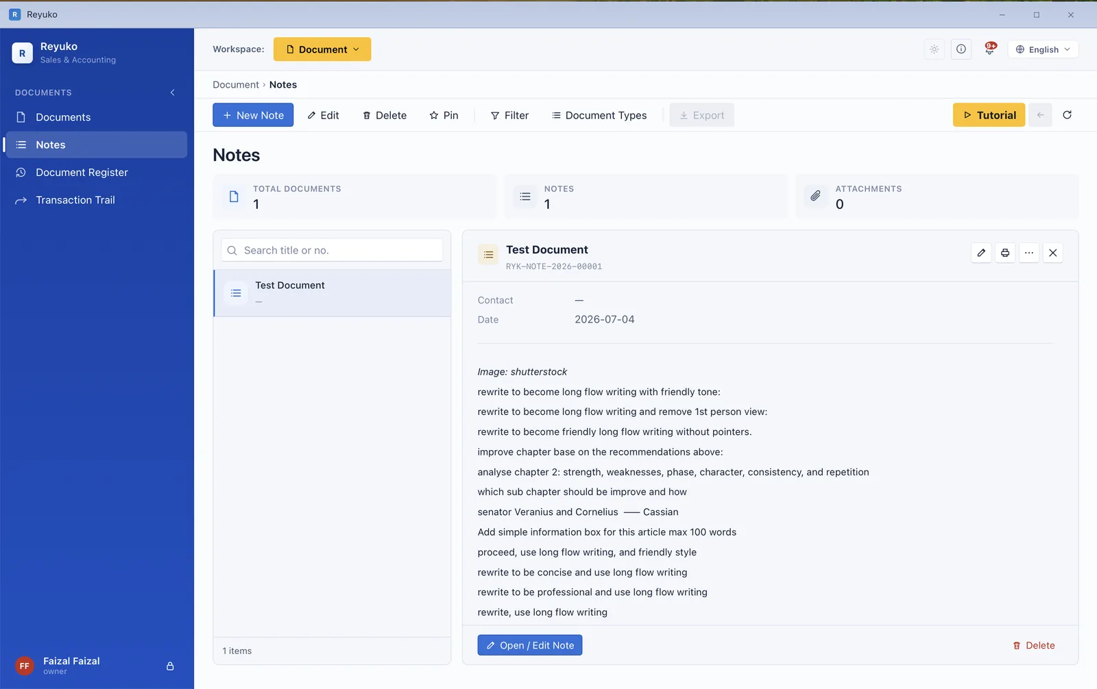 Rich-text internal note tied to a contact